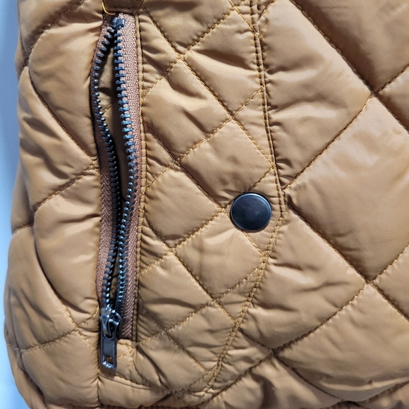 Allegra K women's Brown puffer vest - Medium - Picture 2 of 7